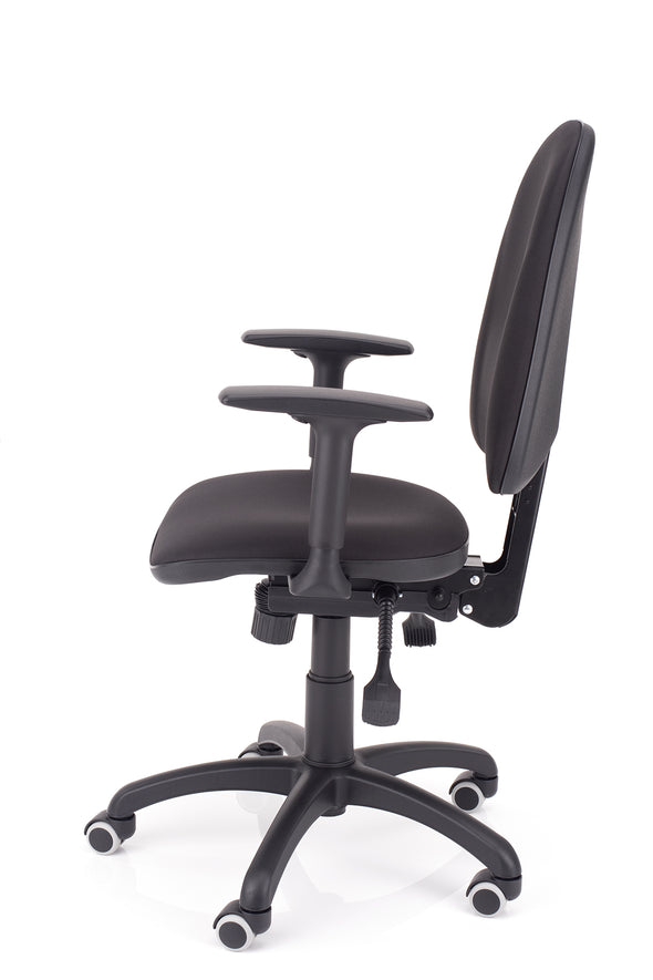 Otroški kakovosten stol beta multi v blagu črne barve z nastavljivim naslonom po višini in naklonu
