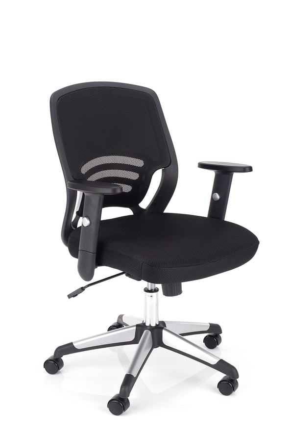 Robusten delovni stol delta v črni barvi z ergonomskim dizajnom in zagotovljeno trajnostjo 