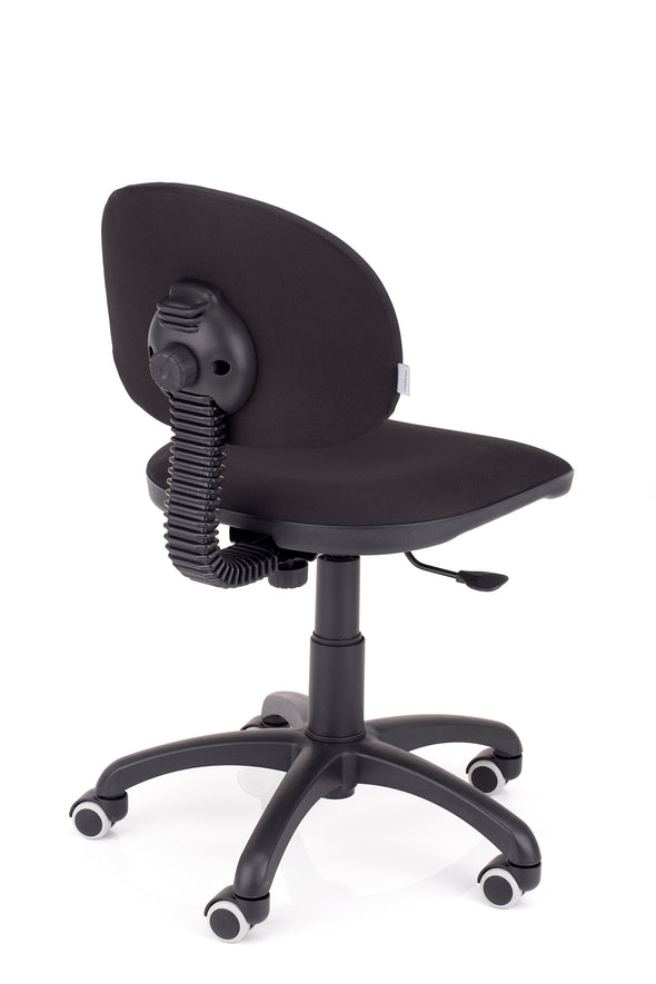 Ergonomski računlaniški stol styl v blagu črne barve z gumiranimi kolesi za občutljivo podlago
