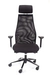 Kakovosten delovni stol dynamic xl v črni barvi z sedežem ki je oblazinjen z udobno večslojno peno 