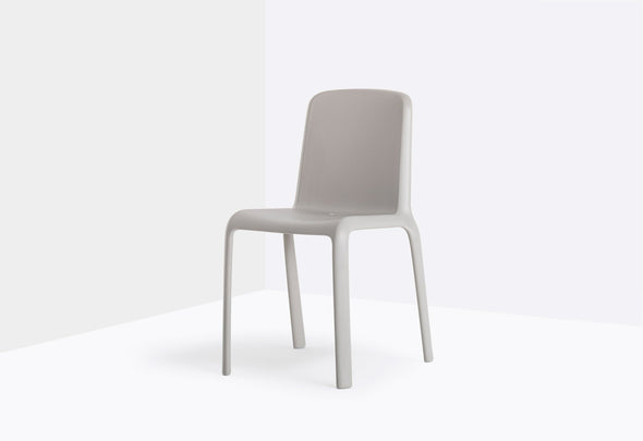 eleganten siv plastičen stol snow